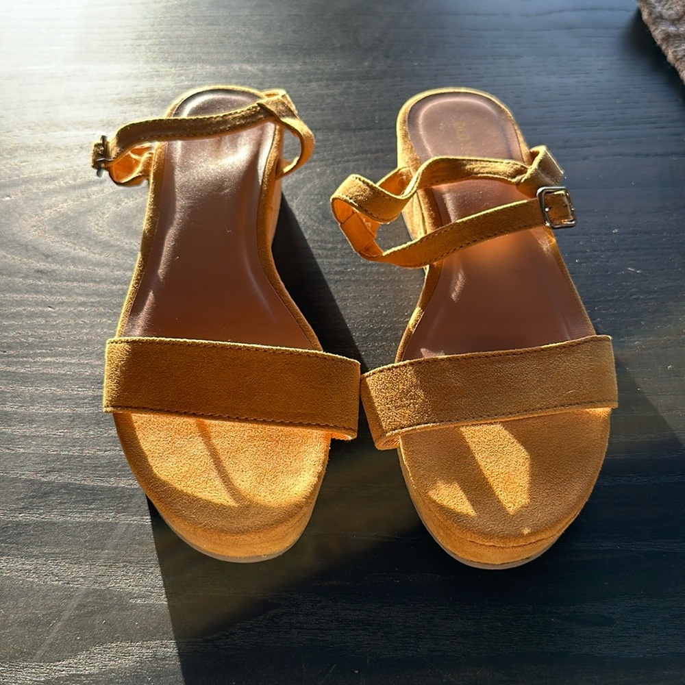 Old navy sandals